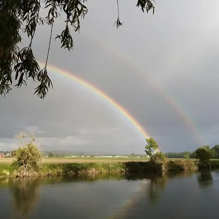 Apartment Petit 30m2, 3 Lits, De 1 A 4 Pers Neuilly (Eure)