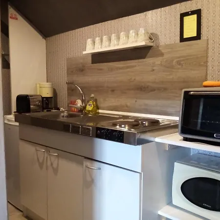 Apartment Petit 30m2, 3 Lits, De 1 A 4 Pers Neuilly (Eure)