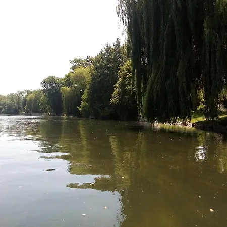 Petit 30m2, 3 Lits, De 1 A 4 Pers Neuilly (Eure)