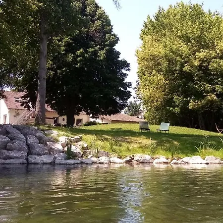 Petit 30m2, 3 Lits, De 1 A 4 Pers * Neuilly (Eure)