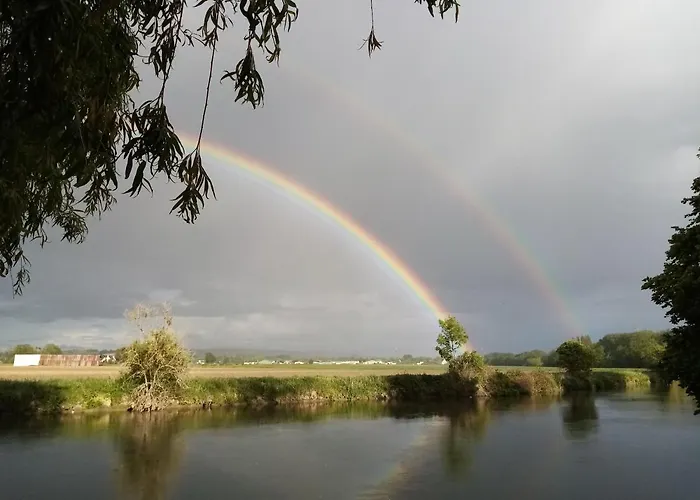 Appartement Petit 30m2, 3 Lits, De 1 à 4 Pers Neuilly (Eure)