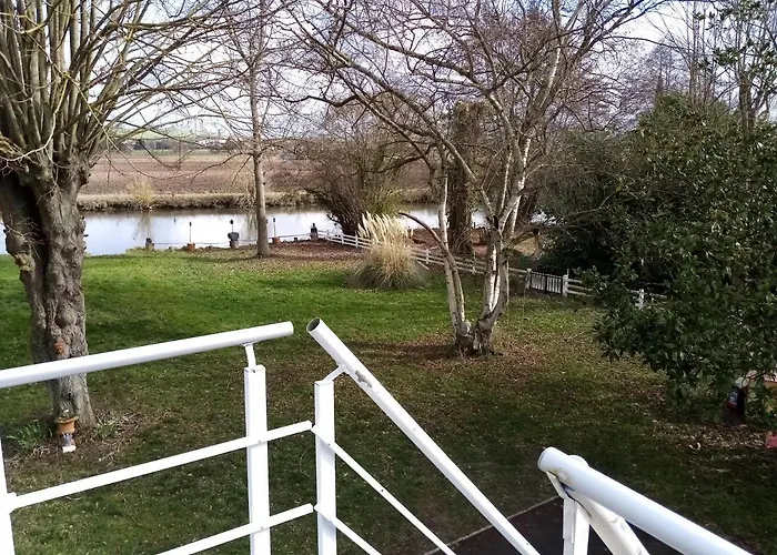 Appartement Petit 30m2, 3 Lits, De 1 à 4 Pers Neuilly (Eure)