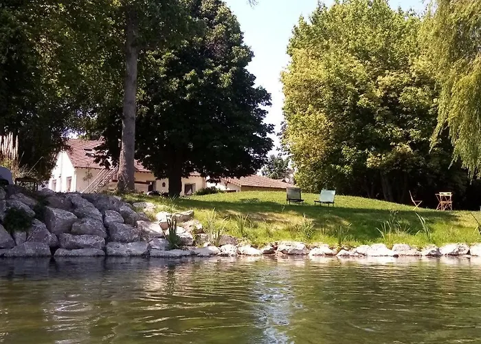 Petit 30m2, 3 Lits, De 1 à 4 Pers * Neuilly (Eure)