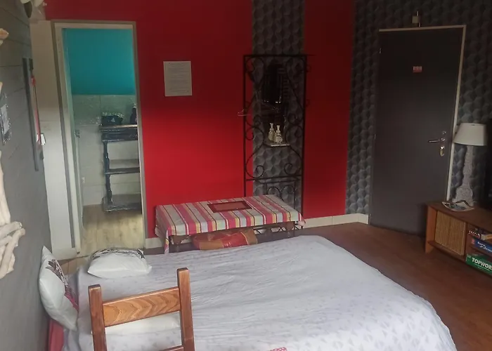 Petit 30m2, 3 Lits, De 1 à 4 Pers * Neuilly (Eure)